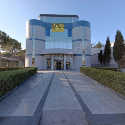 C21 LOFT'TAN ANKARA ASFALTI ÜZERİNDE SATILIK KOMPLE İŞYERİ.