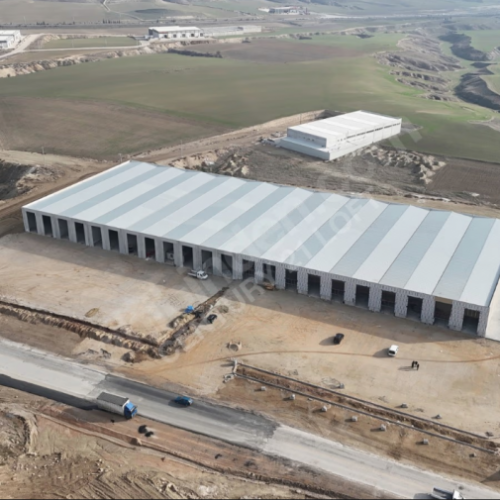 C21 LOFTTAN BOZBURUN'DA KİRALIK 1000 m² FABRİKA HOLÜ