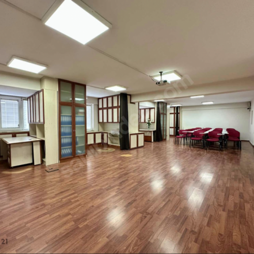 Devlet Hastanesi Karşısında Satılık 256 m2 Daire-İş Yeri